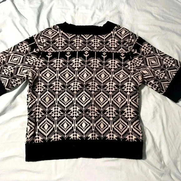 Jillian Jone Thick Wool Short Sleeve Sweater Black/ Off White. Sz: S Aztec print - Picture 7 of 9